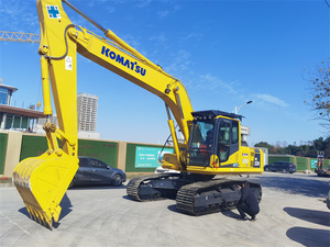 รถขุดตีนตะขาบ Komatsu PC220-8 มือสอง เครื่องจักรญี่ปุ่นแท้ สำหรับงานดิน - Product Image 2