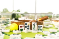 Set Mahjong Tema Golf Amerika 160 Pcs Ubin Mahjong Akrilik Putih dengan Ukiran Khusus Set Permainan Mahjong Golf Country Club untuk Hadiah