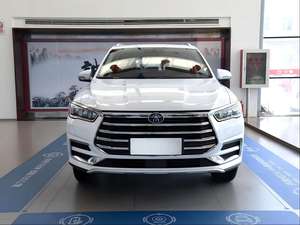 BYD Song Pro 1.5T Turbo Automatique Elite SUV 2019 d'occasion, conduite à gauche, sièges en cuir foncé, pneus R17, toit ouvrant panoramique, économique - Product Image 2