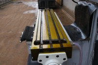 Fraiseuse verticale HTMC pour le traitement des métaux, modèle 4H avec alimentation automatique, broche conique R8, 380V/220V, haute précision, haute sécurité