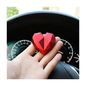 Симпатичный индивидуальный ароматизированный автомобильный освежитель воздуха подарок для женщин диффузор парфюмерный вентиляционный зажим 3D любовное сердце автомобильный освежитель воздуха
