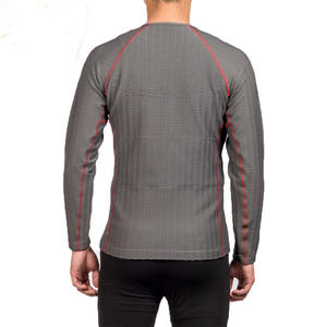 Couche de base chauffante 5V personnalisée pour hommes avec port de charge USB ou USBC - Product Image 2