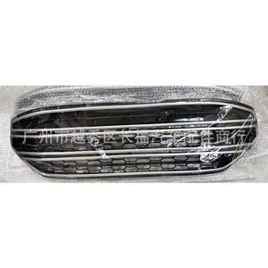 Grille supérieure du pare-chocs avant Ford EcoSport CN15-17B968, pièce de rechange en plastique - Product Image 1