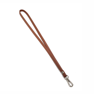 Lanière personnalisée en cuir pleine fleur – Résistante à l'eau, durable et élégante, accessoire pour porte-badge, carte d'identité et téléphone - Product Image 5