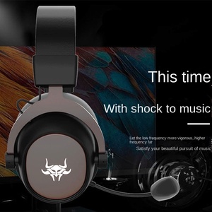 Casque de jeu Rambotech USB7.1 dynamique en cuir et métal, circum-auriculaire, RGB, filaire, avec subwoofer, commandes par boutons, câble de 1,95 m pour ordinateur et téléphone portable - Product Image 3