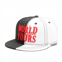 Topi Snapback Hitam Putih The World Is Yours Bordir 3D Flat Bill Baseball Hip Hop Unisex Adjustable Streetwear