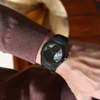 Montre-bracelet décontractée et professionnelle pour homme, personnalisée OEM, en gros, avec cadran unique en forme de coquille, bracelet en acier inoxydable, étanche, mouvement à quartz octogonal