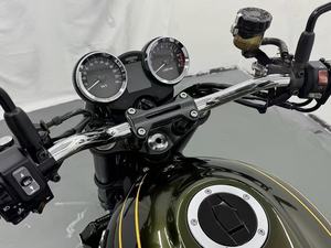 <span class=keywords><strong>Kawasaki</strong></span> Z900RS - Motocicleta Clásica Retro de 950cc con Motor de Cuatro Cilindros en Línea - Product Image 6