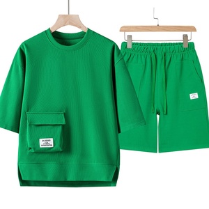 Nouvel ensemble de sport décontracté pour <span class=keywords><strong>homme</strong></span>, collection été : haut et short, 2 pièces, vente en gros, personnalisable avec logo, ensemble t-shirt et short pour <span class=keywords><strong>homme</strong></span> - Product Image 4