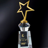 Trophée de cristal pentagramme creux/solide de conception personnalisée Trophée commémoratif commercial