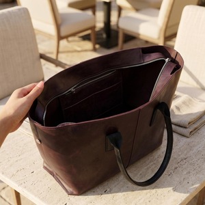 Sac à bandoulière en cuir de qualité supérieure pour femmes, idéal pour les réunions d'affaires et l'usage quotidien, disponible au prix d'exportation - Product Image 3