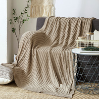 Benutzer definierte 100% Baumwolle Zopf muster Decke Super weiche warme einfarbige Decke für Sofa Doppelbett Sessel