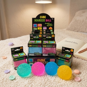 Pelota Antiestrés Arcoíris para Apretar, Juguete de Descompresión de Compresión Lenta, Entretenimiento para Niños - Product Image 1