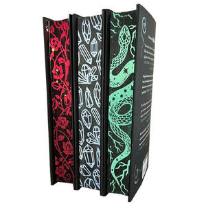 Livre de roman haut de gamme en papier épais avec jaquette en feuille d'aluminium et bords pulvérisés, impression de livres personnalisée, impression de livres à couverture rigide - Product Image 2