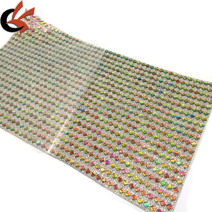 Lámina Autoadhesiva de Malla de Cristal con Piedras de Imitación de Cristal de 16 x 9.5 Pulgadas - Product Image 4