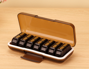 Boîte à pilules hebdomadaire haut de gamme grande capacité à 14 compartiments, design AM-PM avec couvercles verrouillables - Product Image 2