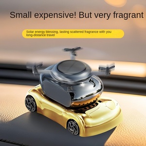 Pièces de voiture crossover haut de gamme, purificateur d'air solaire pour voiture, aromathérapie, drone, ornement, décoration de voiture en plastique - Product Image 4