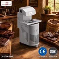 Machine à tempérer le chocolat écoénergétique en acier inoxydable 304 de qualité alimentaire avec contrôle PLC et régulation automatique précise de la température 25-100L