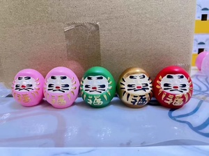 7.5*7.5*9cm/4.5*4.5*5cm résine Bodhidharma Mini polystyrène chaud <span class=keywords><strong>petit</strong></span> cadeau Fortune chanceux minuscule Daruma poupées pour décor <span class=keywords><strong>de</strong></span> voiture - Product Image 2