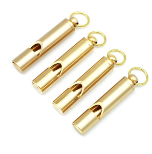 真ちゅう製アイリッシュティンホイッスルメタルベストプレミアム緊急屋外サバイバルホイッスルキーホルダーまたはハングラウドブラスホイッスル - Product Image 3