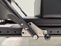 Reformer de Pilates de Aluminio con Riel Completo y Resistencia Ajustable, Equipo de Estudio de Pilates con Estructura Duradera y Sistema de Deslizamiento Suave