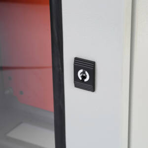 Boîtier en tôle métallique transparent IP65 avec fenêtre de visualisation - Product Image 3