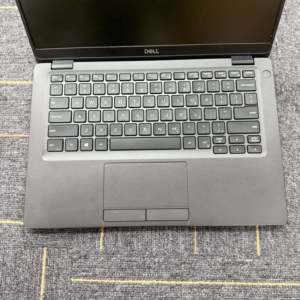 Ordinateur portable professionnel convertible D-ell 5300 X360 Touch, Intel Core i5 8e génération, 16 Go de RAM, SSD 256 Go/512 Go, écran 13,3 pouces, clavier anglais - Product Image 4