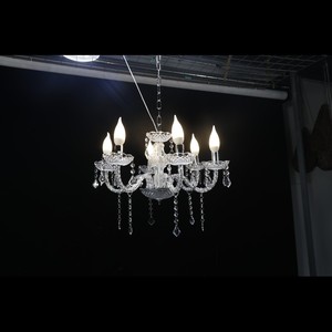 Lustre suspendu en acrylique et cristal à 15 têtes, Or et Argent, alimenté par courant alternatif, pour la décoration de hall et les événements communautaires, éclairage de plafond chaleureux - Product Image 3