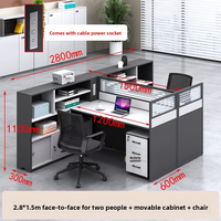 Poste de travail de bureau moderne et simple avec écran de séparation, ensemble chaise et bureau pour personnel, avec bureaux modulaires et rangements intégrés