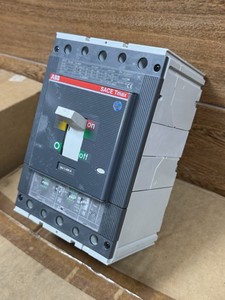 T5N 630 TMAX CC21114768 630A 2592211 PLC - Product Image 6