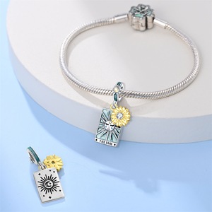 Pendentif breloque en cuivre motif carte de tarot, bijou émaillé à suspendre DIY pour bracelet et collier, coloré, astrologie mystique, cadeau en gros - Product Image 2