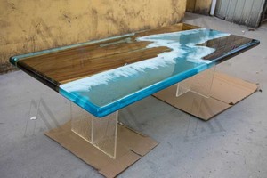 Tavolo da Pranzo Moderno in Resina Epossidica Effetto Fiume, Pezzo d'Arredo di Lusso per Caffè, Ospitalità e Casa - Product Image 2