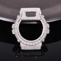 Boîtier de luxe en moissanite pour Casio DW-6900, en laiton massif, avec lunette entièrement sertie de diamants, passe le testeur de diamants, protection de montre dorée style « Iced Out »