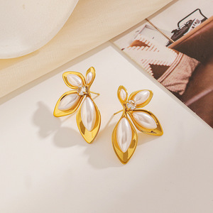 <b>Stud</b> <b>Earrings</b> Flower Shape Imitation Pearl 18k Gold Plated Stainless Steel Everyday Wear - Product Image 1