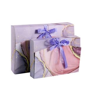 Cajas <span class=keywords><strong>de</strong></span> embalaje <span class=keywords><strong>de</strong></span> camisetas personalizadas ecológicas impresas en color al por mayor cajas <span class=keywords><strong>de</strong></span> ropa <span class=keywords><strong>Shein</strong></span> con cinta - Product Image 6