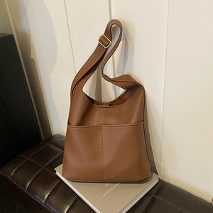 Sac à bandoulière vintage en velours côtelé pour femme, sac fourre-tout simple et décontracté de grande capacité, sac à main à la mode et pratique - Product Image 4