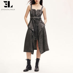 ชุดเดรสยีนส์ผ้าไลโอเซลล์นุ่มสบายเป็นมิตรกับสิ่งแวดล้อมสำหรับผู้หญิง ยี่ห้อ LARSUR Custom Factory แบบไร้แขน ลุคยีนส์ฟอกสี ดีไซน์ขาดๆ - Product Image 5