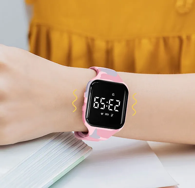 kid Silicone led display Electronic vibrating Alarm 3D pedometer digital watch fitness wristband Smart sport bracelet