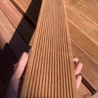 Planches en bois anti-corrosion pour terrasse extérieure indonésienne Merbau Planches de bois pour cour extérieure Planchers de terrasse en bois massif pour terrasse
