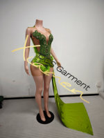 Robe d'anniversaire pour femme Ocstrade, robe scintillante sans manches, plumes vertes, strass, découpes en maille, robes de club sexy, vêtements pour femmes