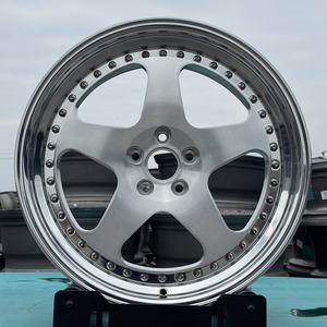 19 20 21 22 23 24 pouces roues de voiture de course forgées personnalisées 5x108 lèvre polie 6061-T6 jantes de voiture en alliage pour <span class=keywords><strong>Ferrari</strong></span> <span class=keywords><strong>F355</strong></span> - Product Image 2