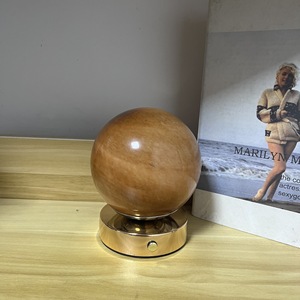Lampe de bureau Planet Wandering Planet Night Light décoration populaire et féminine lampe de chevet de chambre - Product Image 3