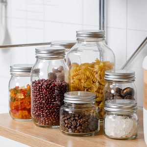 round Wide Mouth airtight glass mason jars with plastic lid
