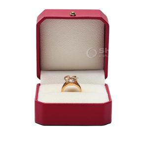 Caja de Joyería de Papel con Aspecto de Cuero Personalizada para Anillos, Aretes y Pulseras, Empaque de Regalo para Joyería - Product Image 1