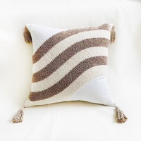 Nouveau Design Offre Spéciale poinçon aiguille Beige café jeter coussins couverture maison canapé décor taie d'oreiller avec glands