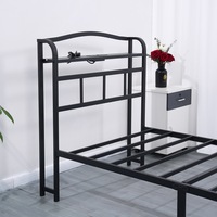 Lit simple pliant moderne et minimaliste de style économique, compact pour petits appartements, usage domestique, locations, siestes, chambres