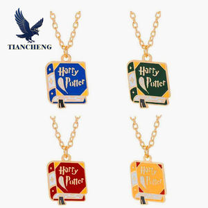 Collar con Colgante de Cadena de Eslabones Chapado en Oro con Diseño de Cuaderno Mágico de Aleación de Zinc, Moderno, al por Mayor, para Aniversario Unisex - Product Image 5