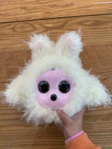 หุ่นยนต์สัตว์เลี้ยงอัจฉริยะแบบชาร์จไฟอัตโนมัติ ควบคุมด้วยเสียงและแอปพลิเคชัน ของเล่นสุนัขแบบโต้ตอบได้  เพื่อนเล่นแสนรู้ - Product Image 3