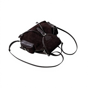 Mochila de Cuero Genuino de Diseño de Alta Gama, Vintage, Impermeable, Hecha a Mano, de Lujo, para Viaje, Sofisticada, para Dama - Product Image 3