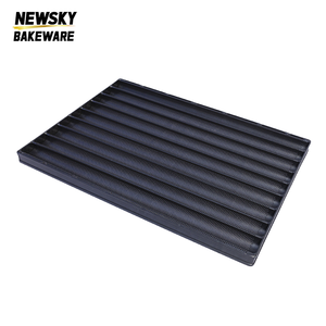 صينية خبز باغيت مثقبة غير لاصقة من مواد صالحة للطعام مع إطار تغليف كامل للمخابز التجارية صينية باغيت متعددة القوالب - Product Image 4